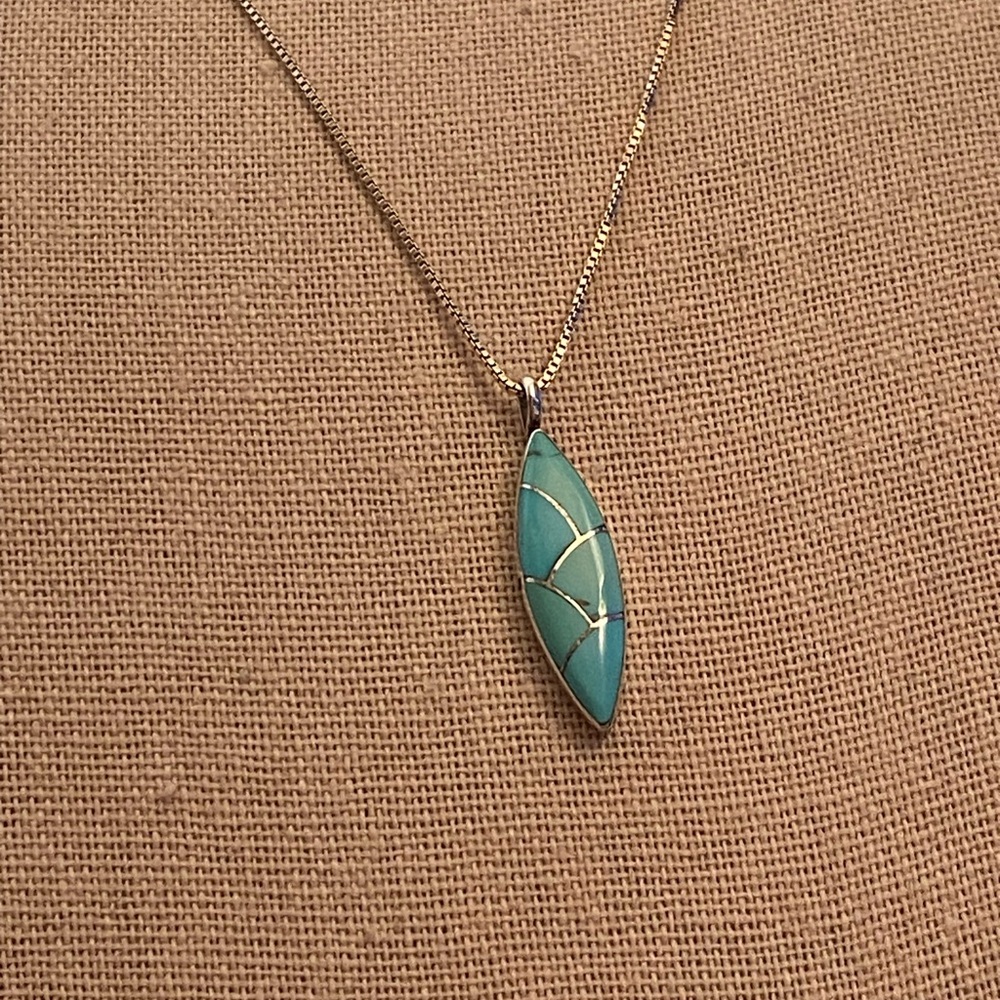 Native Turquoise and 925 Sterling Silver Inlay Pendant Necklace - Picture 3 of 9
